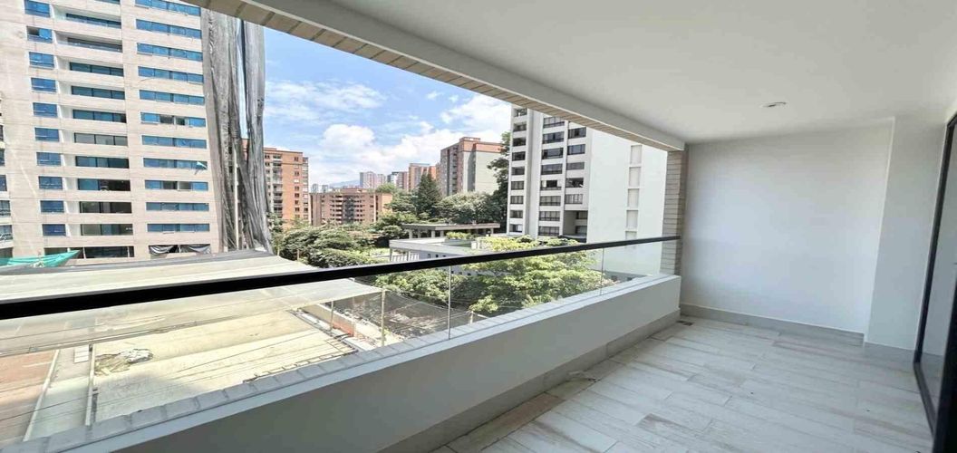 Apartamento de 3 alcobas en venta en Castropol, Medellín, 104 m² · foto 22 de 24