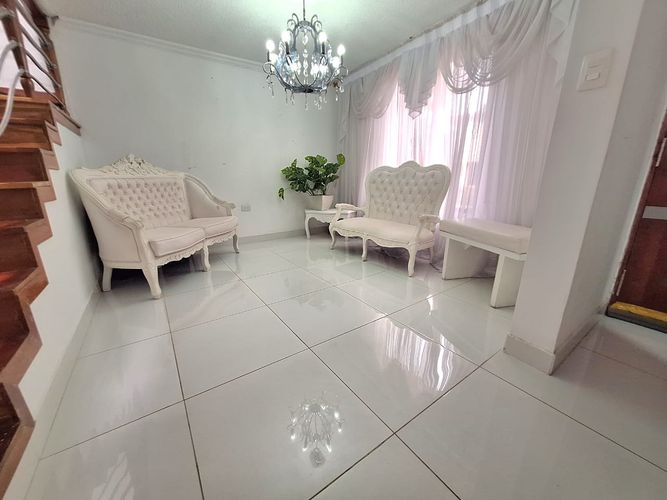 Casa de 4 alcobas en venta en Calasanz, Medellín, 244 m² · foto 6 de 20