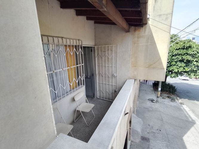 Casa de 5 alcobas en venta en Los Angeles, Medellín, 159 m² · foto 7 de 24