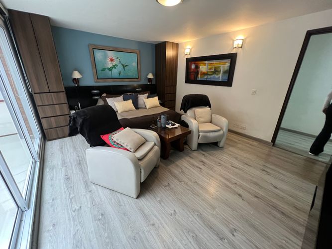 Apartamento de 3 alcobas en venta en Chicó Alto, Bogotá, 230 m² · foto 14 de 18