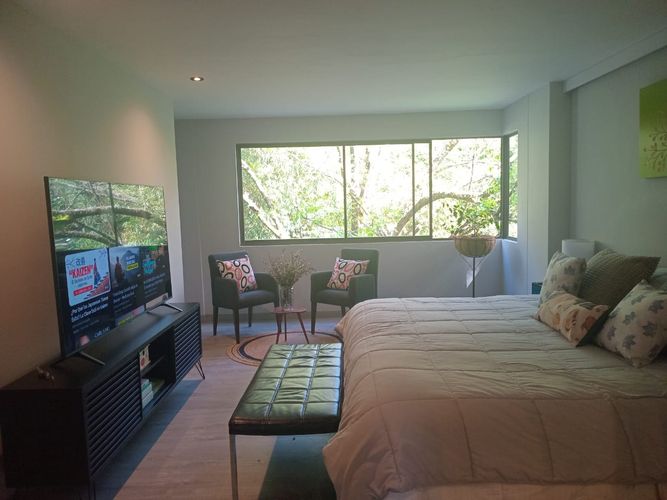 Apartamento en arriendo en El Poblado, Medellín, 154 m² · foto 6 de 20
