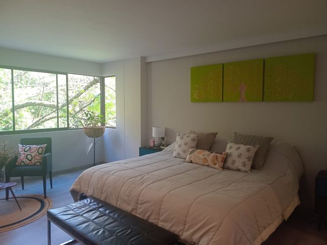 Apartamento en arriendo en El Poblado, Medellín, 154 m² · foto 5 de 20