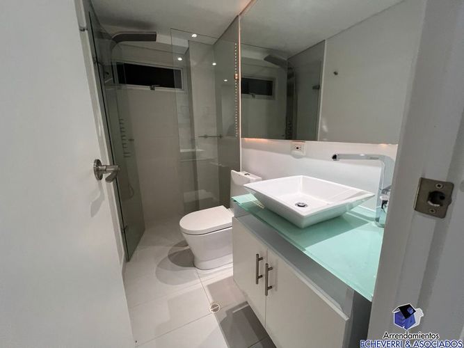 Casa de 3 alcobas en venta en Zona Centro, Envigado, 370 m² · foto 14 de 17