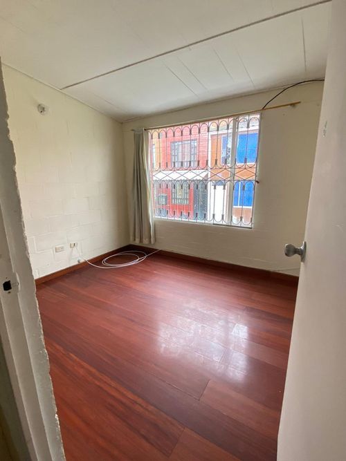 Casa de 2 alcobas en venta en Cobec, Soacha, 37 m² · foto 8 de 12