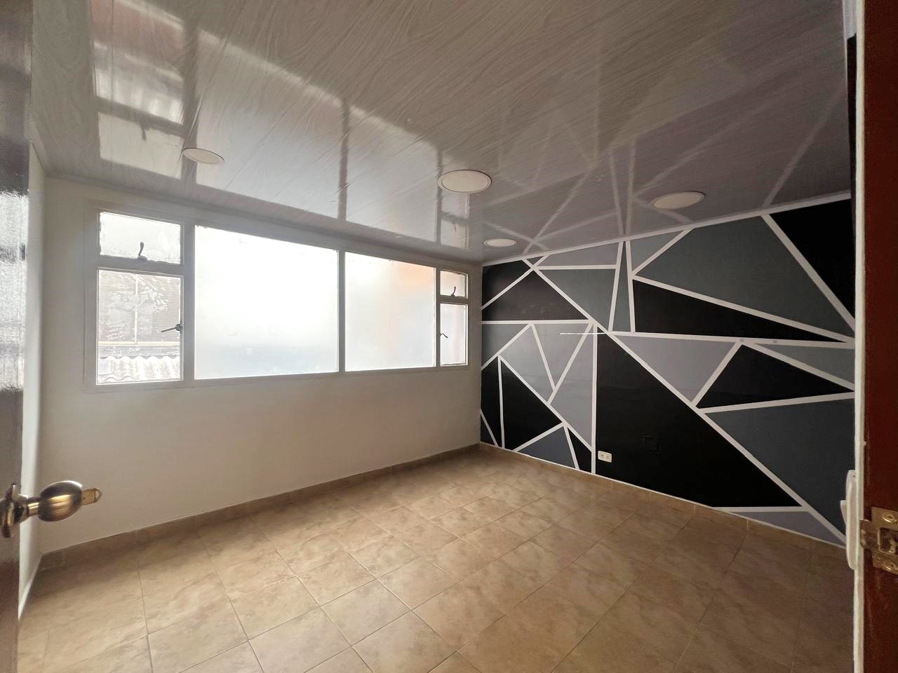 Casa en venta en Fontibon, Bogotá · foto 8 de 13