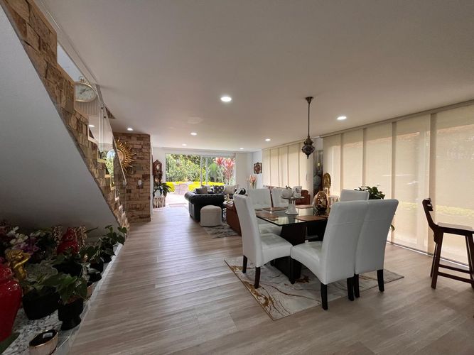 Casa de 3 alcobas en venta en Santa Elena, El Retiro, 230 m² · foto 6 de 17