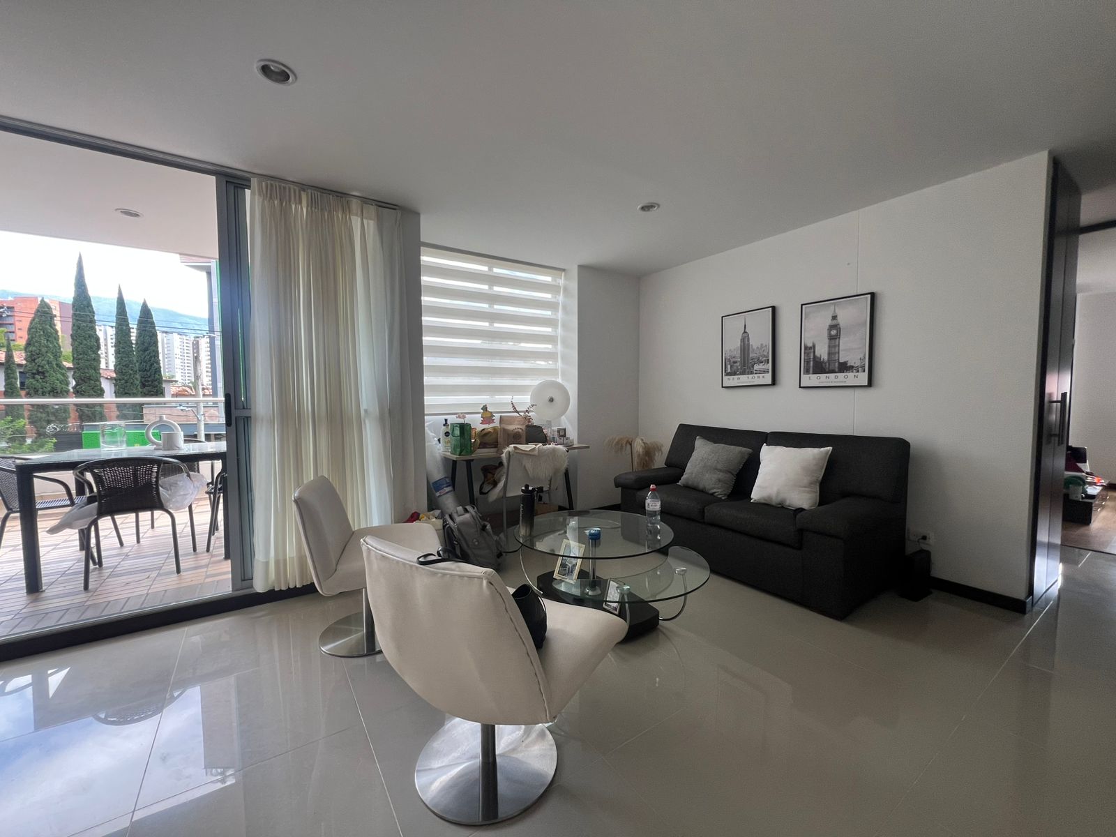 Apartamento en venta en Loma Del Chocho, Envigado · foto 2 de 11