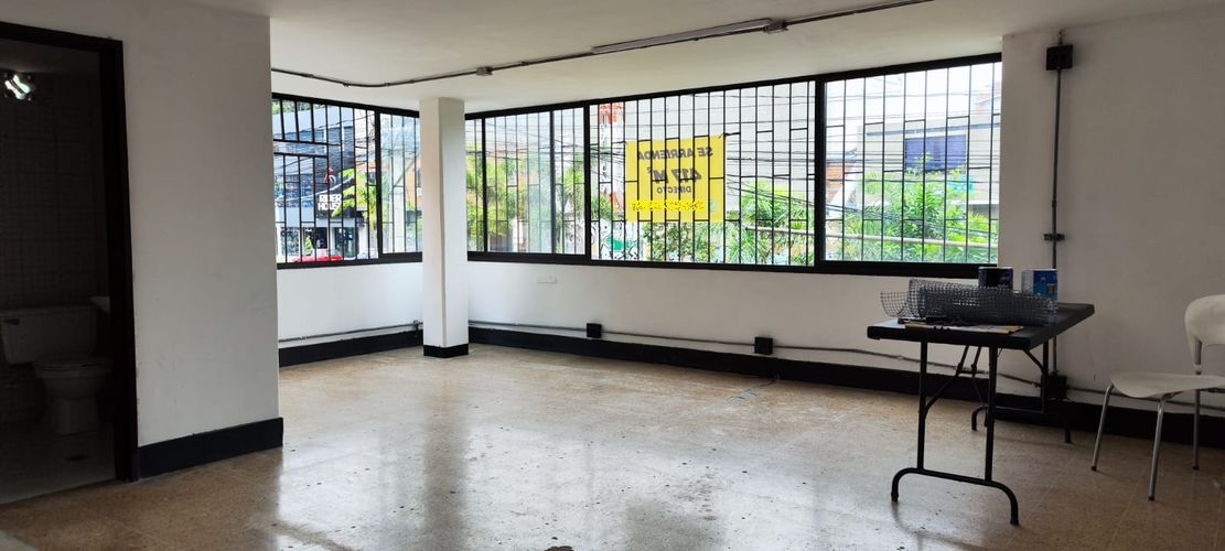 Bodega en arriendo en Noel, Medellín, 417 m² · foto 3 de 17