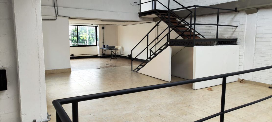 Bodega en arriendo en Noel, Medellín, 417 m² · foto 4 de 17