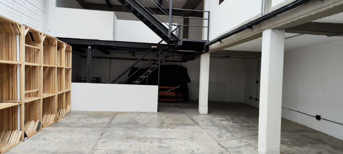 Bodega en arriendo en Noel, Medellín, 417 m² · foto 7 de 17