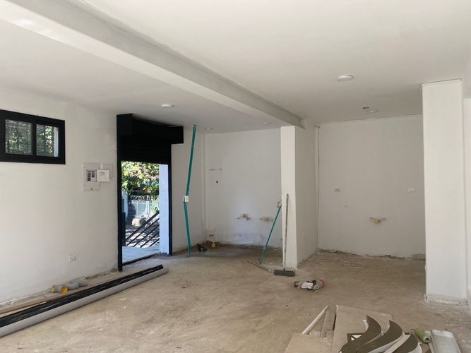 Local en arriendo en El Poblado, Medellín, 67 m² · foto 2 de 6