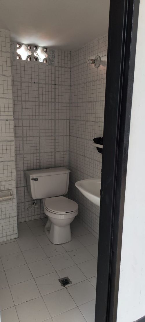 Bodega en venta en Noel, Medellín, 417 m² · foto 11 de 17