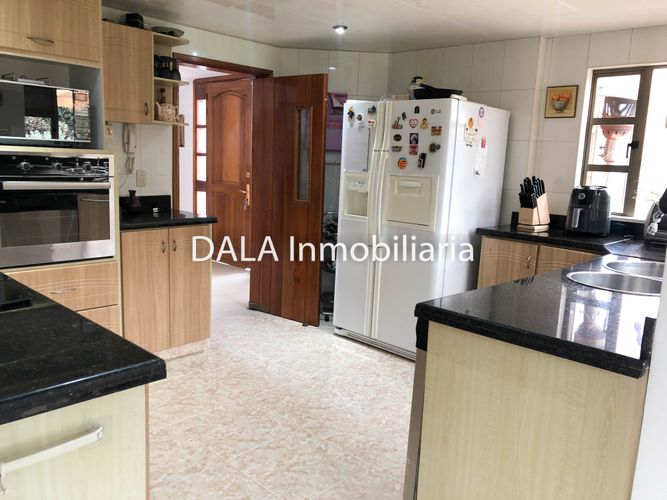 Casa de 5 alcobas en venta en Hacienda Samaria, Chía, 290 m² · foto 4 de 24
