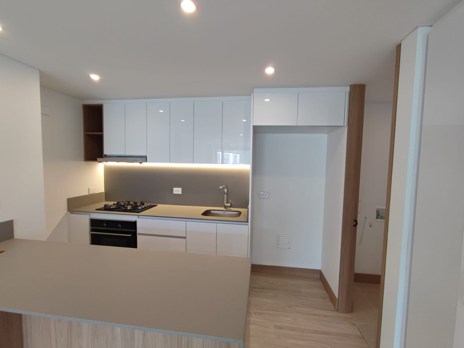 Apartaestudio en venta en El Trebol, Manizales · foto 7 de 17