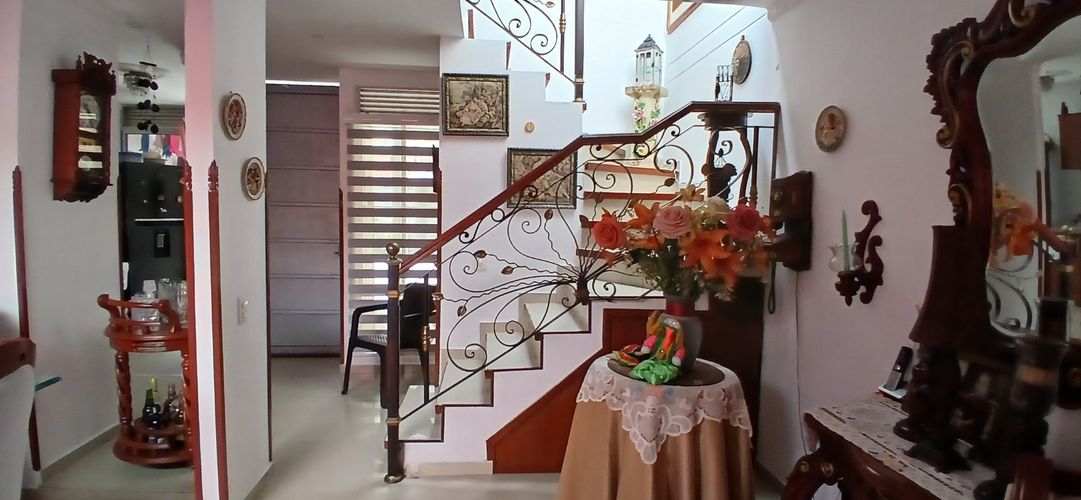 Casa de 4 alcobas en venta en Conjunto Residencial Valmonti, Floridablanca, 110 m² · foto 1 de 14