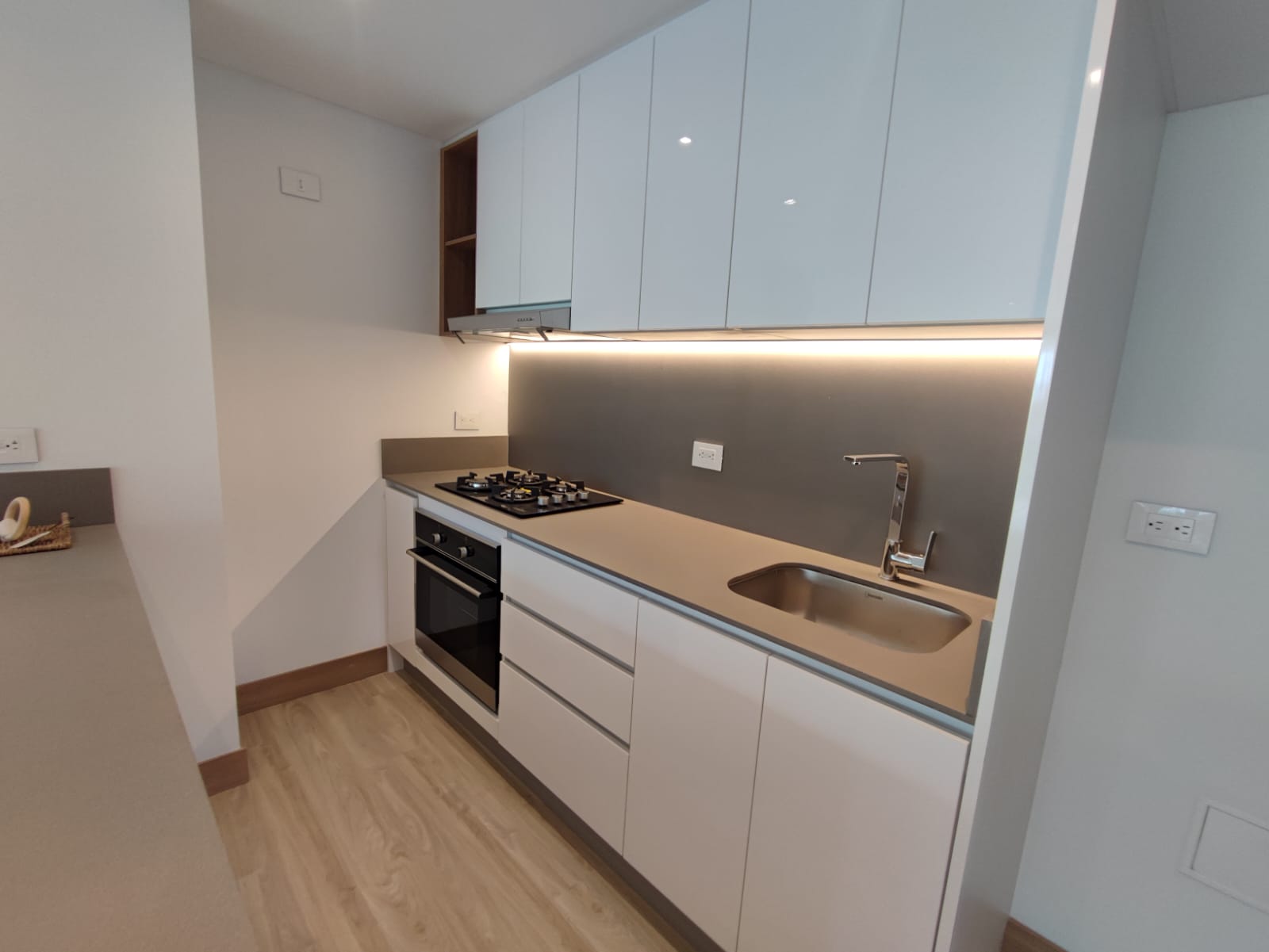 Apartaestudio en venta en El Trebol, Manizales · foto 6 de 14