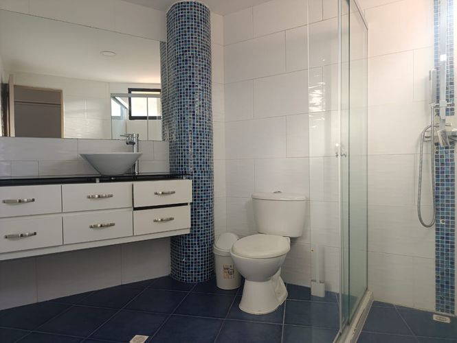 Casa de 4 alcobas en arriendo en El Poblado, Medellín, 330 m² · foto 18 de 20