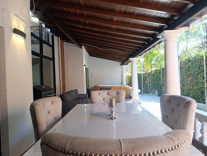 Casa de 4 alcobas en arriendo en El Poblado, Medellín, 330 m² · foto 20 de 20