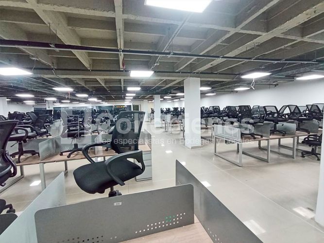 Oficina en arriendo en Camparola, Itagüí, 2629 m² · foto 5 de 20