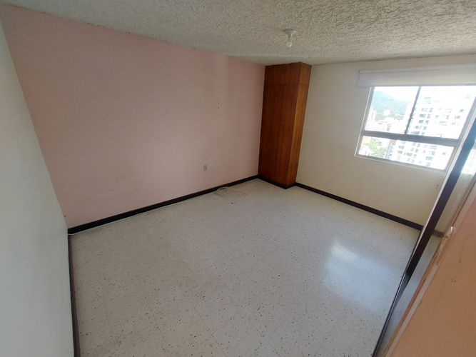 Apartamento de 5 alcobas en venta en La Macarena, Bucaramanga, 207 m² · foto 21 de 24