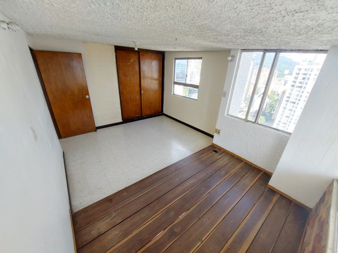 Apartamento de 5 alcobas en venta en La Macarena, Bucaramanga, 207 m² · foto 23 de 24