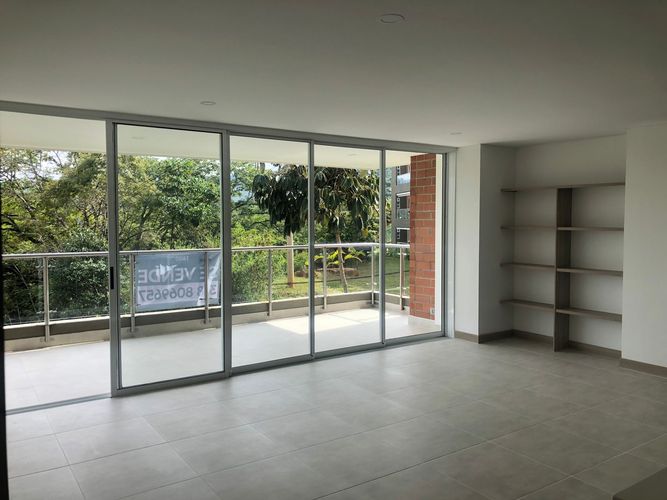 Apartamento de 3 alcobas en venta en Alfaguara, Jamundí, 109 m² · foto 2 de 10