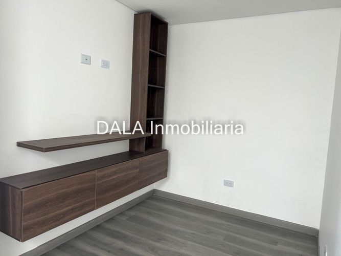 Casa de 3 alcobas en venta en Aposentos Parte Alta, Cota, 132 m² · foto 11 de 21