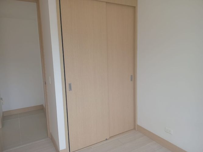 Apartamento de 2 alcobas en arriendo en El Poblado, Medellín, 88 m² · foto 8 de 17