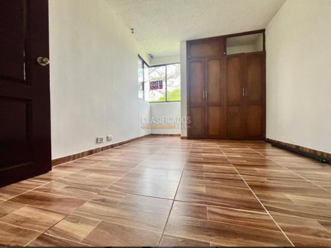 Apartamento de 3 alcobas en venta en Ciudad Jardin, Cali, 70 m² · foto 2 de 9