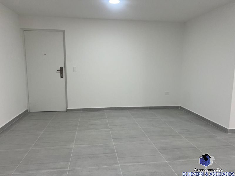 Apartamento en arriendo en Zuñiga, Envigado · foto 3 de 16