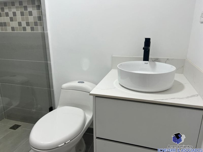 Apartamento en arriendo en Zuñiga, Envigado · foto 6 de 16