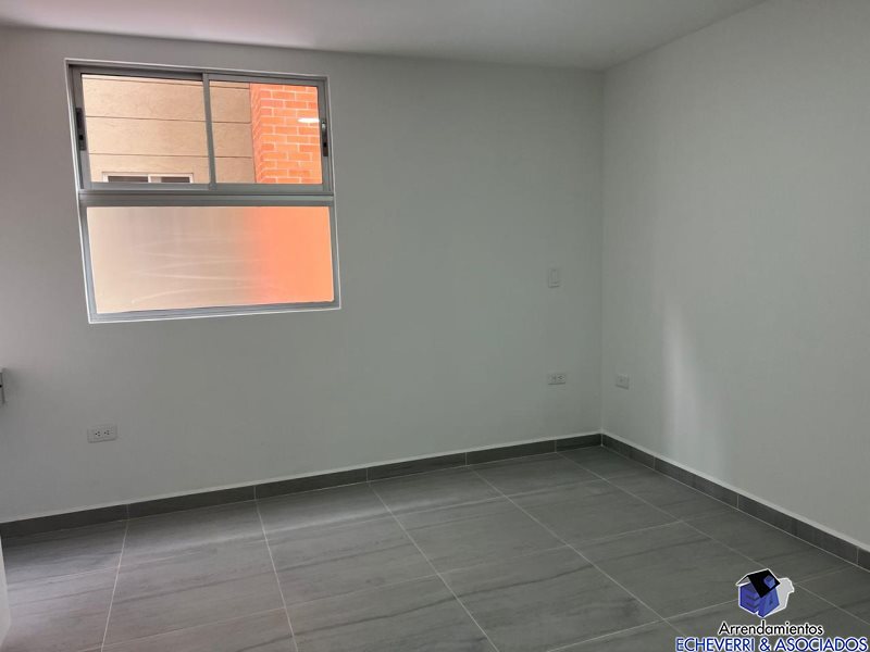 Apartamento en arriendo en Zuñiga, Envigado · foto 13 de 16