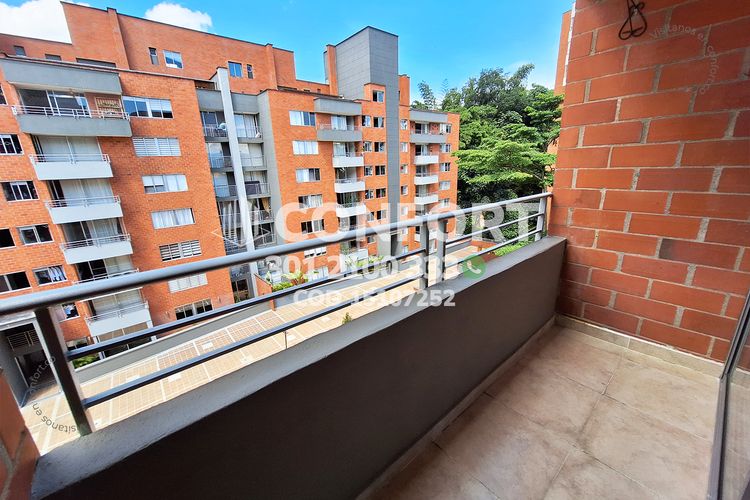 Apartamento en arriendo en Cumbres, Envigado · foto 6 de 24