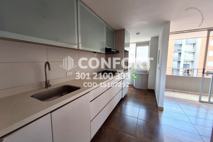 Apartamento en arriendo en Cumbres, Envigado · foto 7 de 24