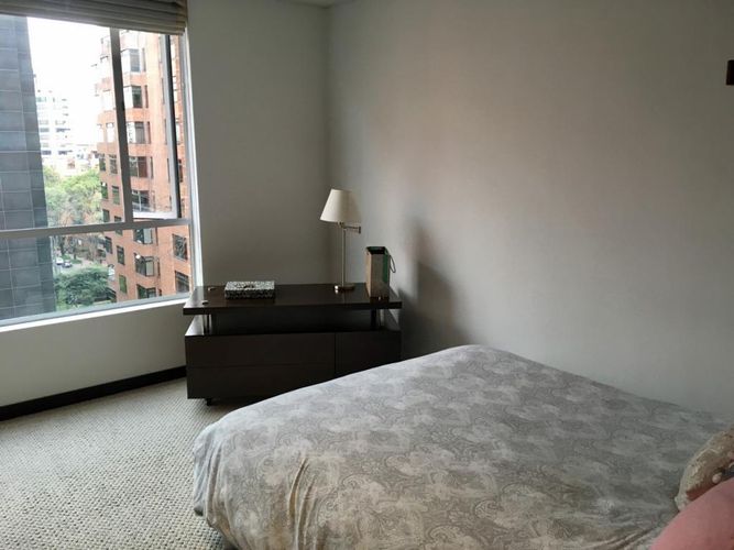 Apartamento de 2 alcobas en venta en Los Rosales, Bogotá, 173 m² · foto 13 de 20