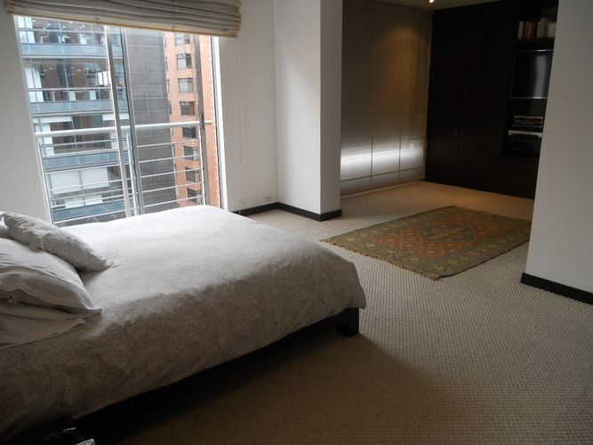 Apartamento de 2 alcobas en venta en Los Rosales, Bogotá, 173 m² · foto 17 de 20