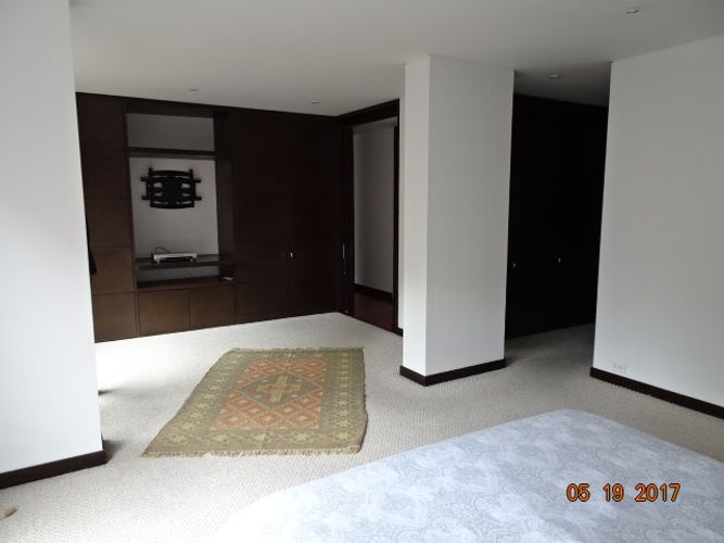 Apartamento de 2 alcobas en venta en Los Rosales, Bogotá, 173 m² · foto 18 de 20