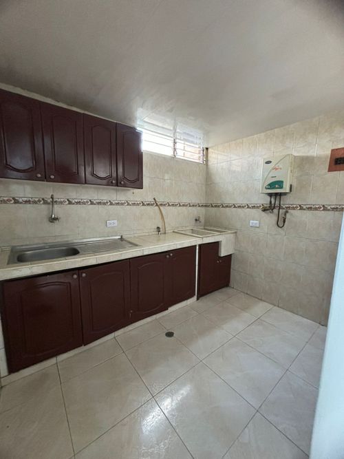 Apartamento de 3 alcobas en venta en Villa Del Sol, Cali, 51 m² · foto 5 de 13