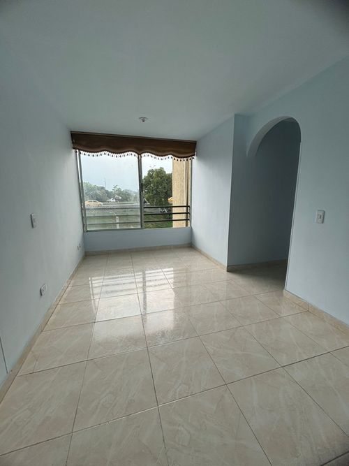Apartamento de 3 alcobas en venta en Villa Del Sol, Cali, 51 m² · foto 6 de 13