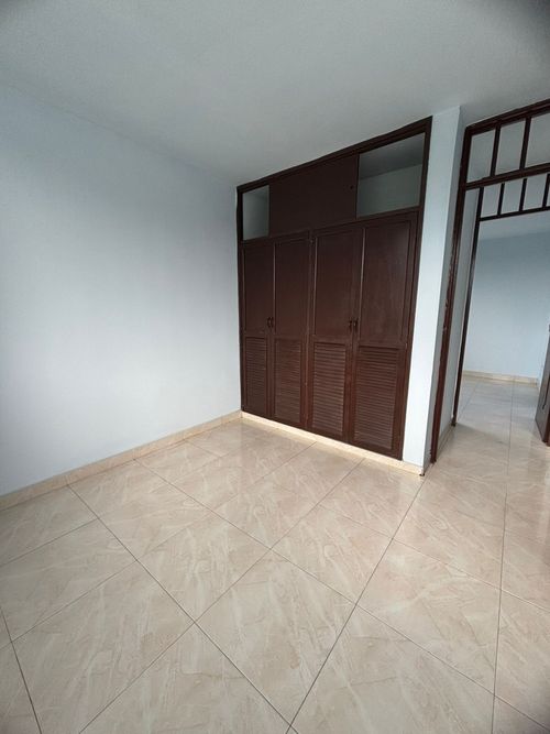 Apartamento de 3 alcobas en venta en Villa Del Sol, Cali, 51 m² · foto 9 de 13