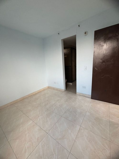 Apartamento de 3 alcobas en venta en Villa Del Sol, Cali, 51 m² · foto 11 de 13