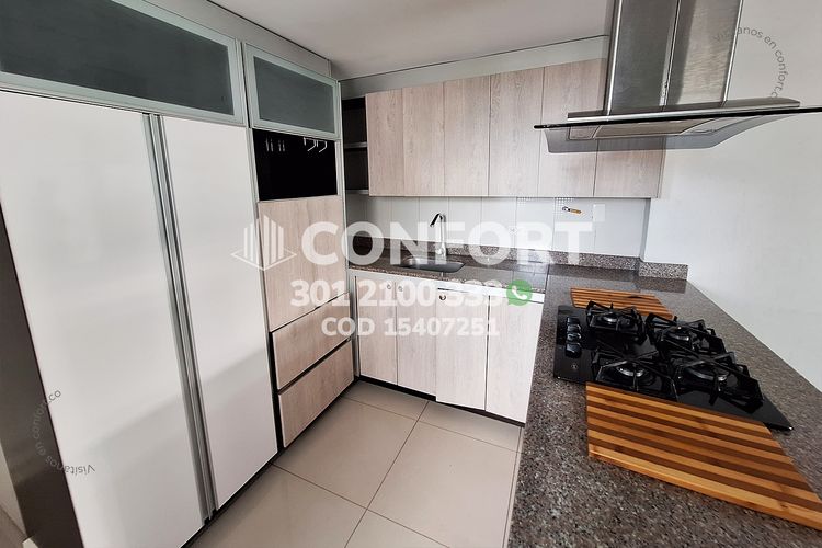 Apartamento de 3 alcobas en arriendo en Loma Del Indio, Medellín, 168 m² · foto 7 de 24