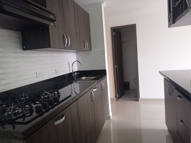 Apartamento de 2 alcobas en arriendo en Los Naranjos, Medellín, 65 m² · foto 6 de 19