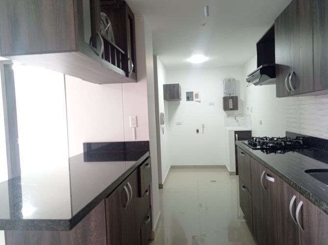 Apartamento de 2 alcobas en arriendo en Los Naranjos, Medellín, 65 m² · foto 8 de 19