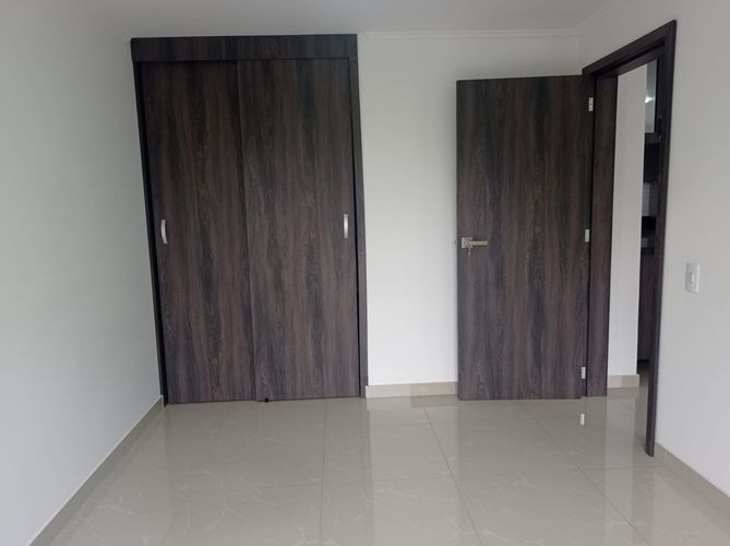 Apartamento de 2 alcobas en arriendo en Los Naranjos, Medellín, 65 m² · foto 10 de 19