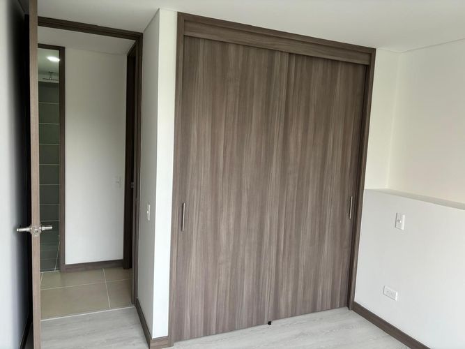 Apartamento de 3 alcobas en venta en Aves Maria, Sabaneta, 91 m² · foto 4 de 24