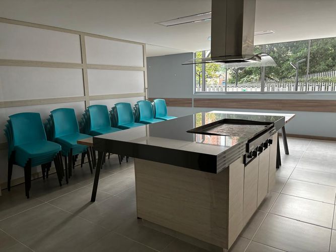 Apartamento de 3 alcobas en venta en Aves Maria, Sabaneta, 91 m² · foto 6 de 24