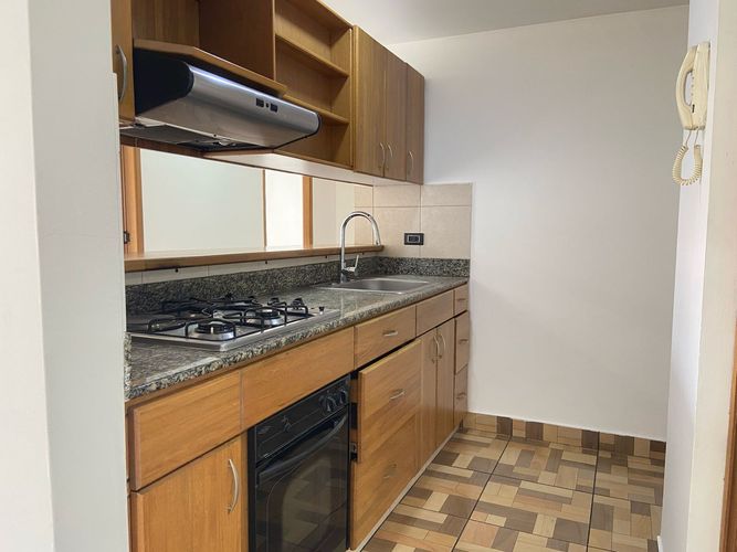 Apartamento de 3 alcobas en arriendo en Vegas De La Doctora, Sabaneta, 77 m² · foto 4 de 19