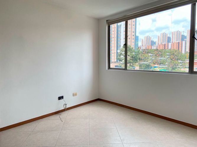 Apartamento de 3 alcobas en arriendo en Vegas De La Doctora, Sabaneta, 77 m² · foto 14 de 19