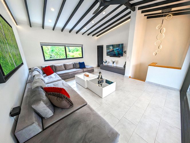 Apartamento de 4 alcobas en venta en El Poblado, Medellín, 210 m² · foto 1 de 16